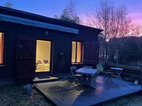Cabane Limousine Au Bord D'Un Etang Bonnac-la-Cote ภายนอก รูปภาพ